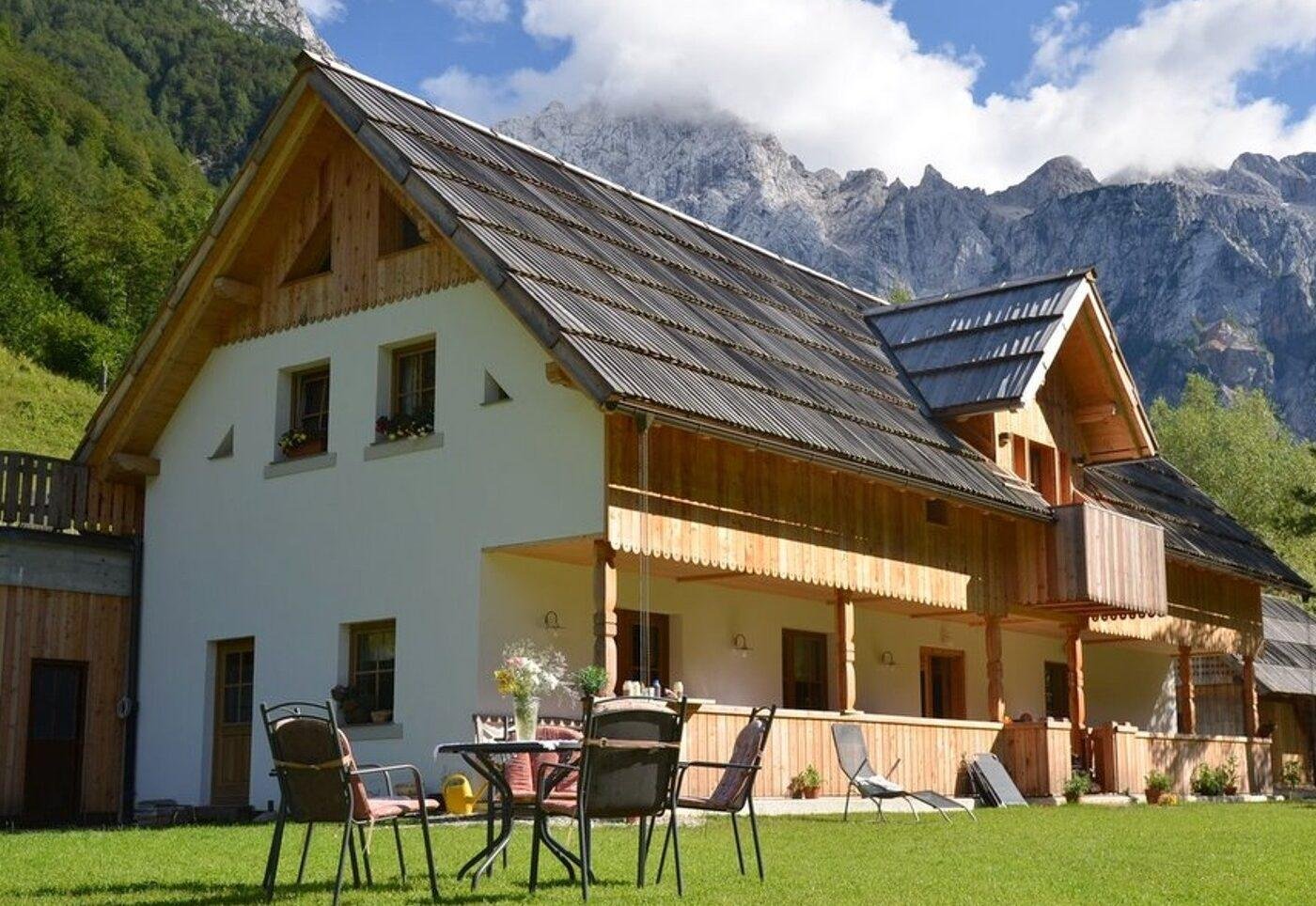 Tourist Farm Reconstruction